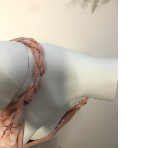 NWT LeChateau PLUS SIZE Floral Peach Pink Corral Blush Asymmetrical Chiffon - Picture 2 of 7